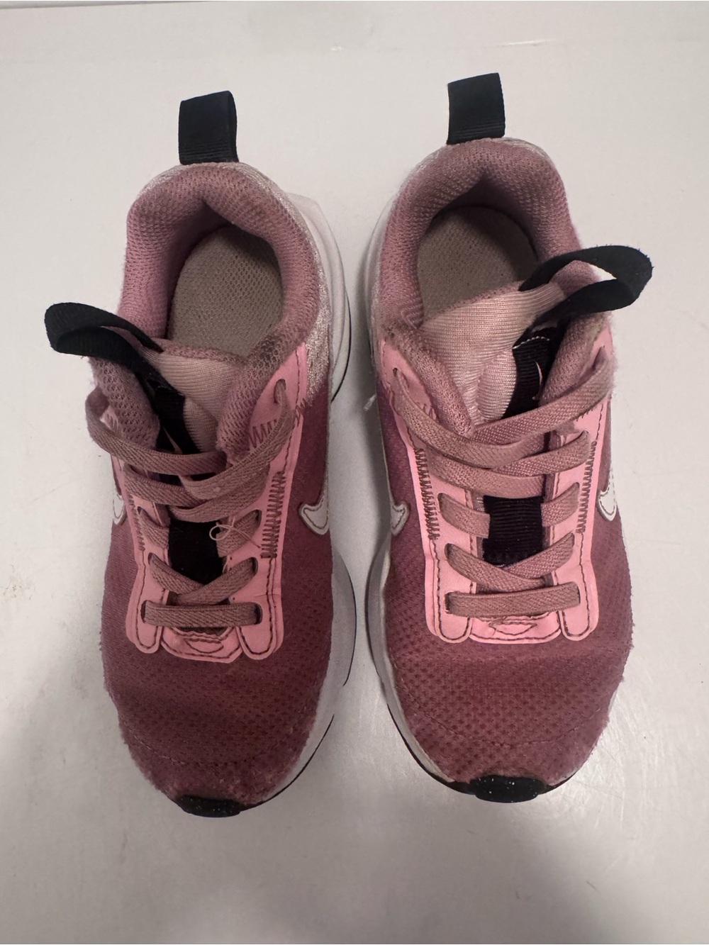 Nike Kids Pink and Black Slip-On Lace Sneakers